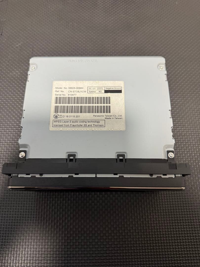 トヨタ純正ナビ　NSCN-W68 地図SDカード付き2019年秋版