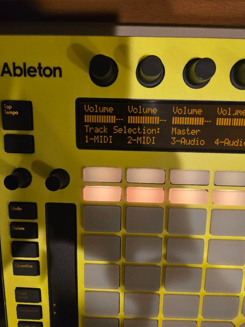 Ableton Push 初代 本体のみ ケーブルなし イエロー外装