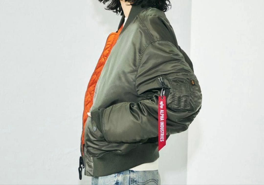 ジャケット・アウター EDWIN MA-1