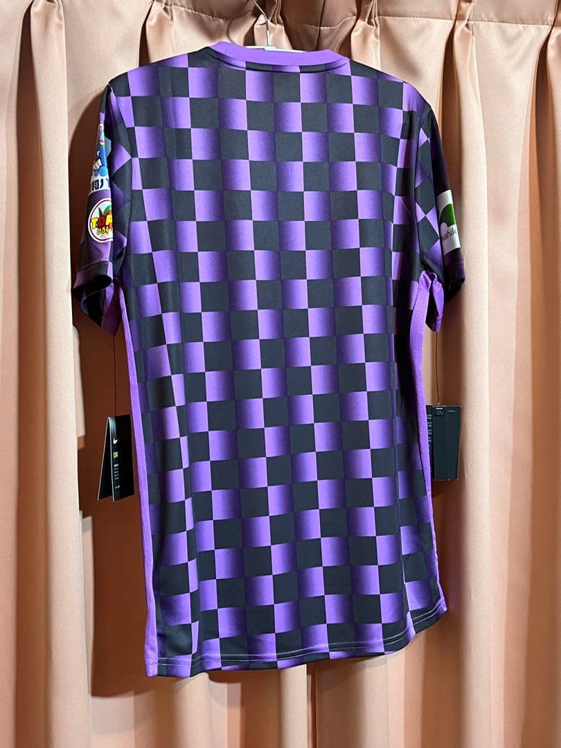 【未着用】 【限定品】サンフレッチェ広島 プレマッチトップ (M)