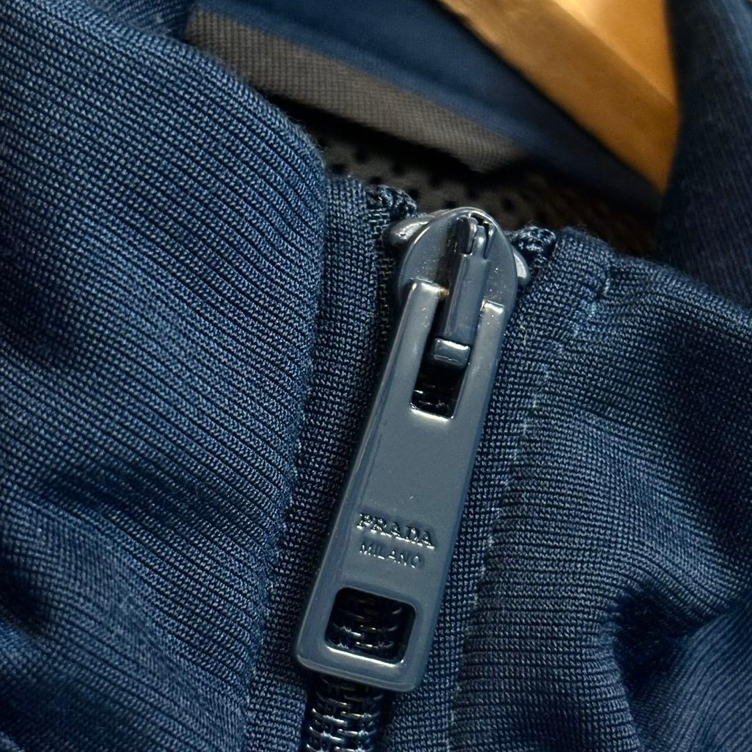 美品 PRADA セットアップ トラックジャケット ラバーロゴ サイドライン L