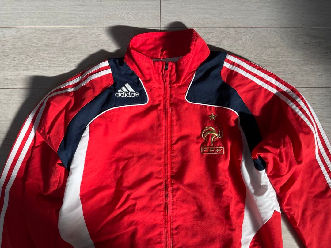 adidas 赤 ウィンドブレーカー　フランス代表レプリカ