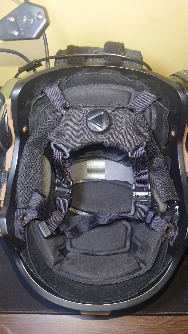 Evolution Gear製 EXFIL タルコフ　ヘルメット