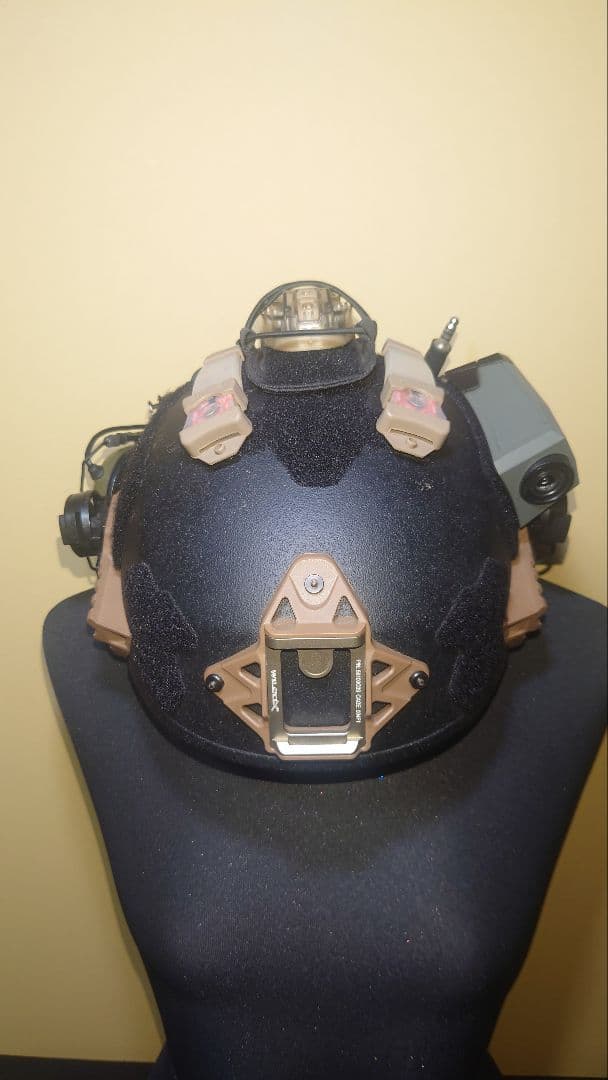 Evolution Gear製 EXFIL タルコフ　ヘルメット