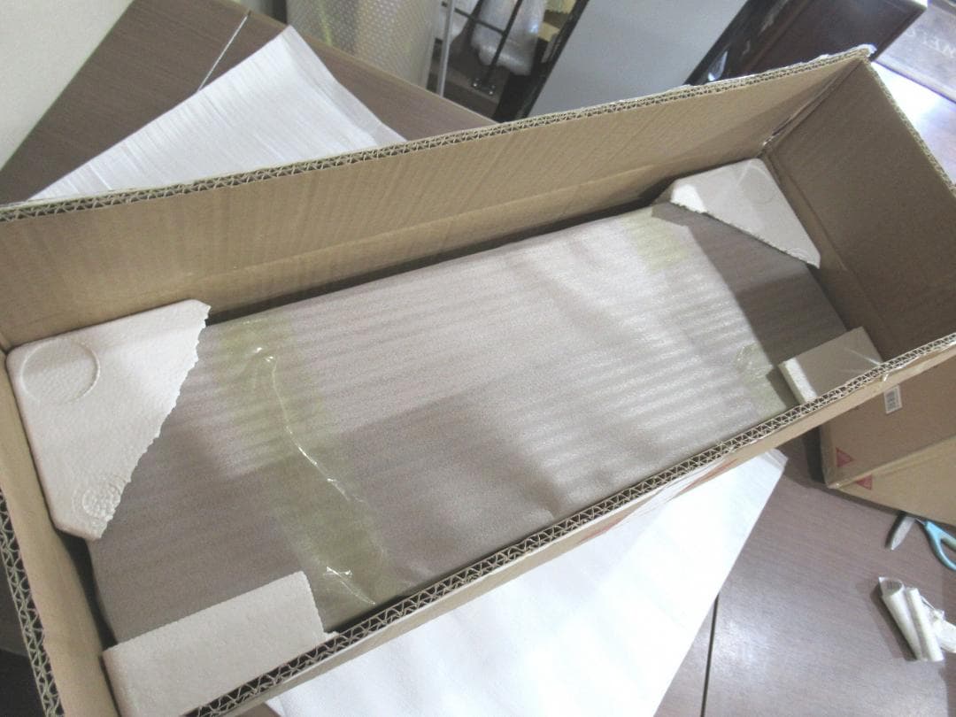 OSMAC 天然木桐製ジャバラ扉のコンソールテーブル ブラウン