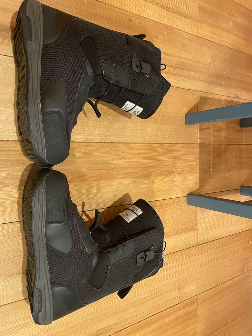 最軽量グラトリボード！　Fanatic 139cm 新品バイン　ブーツセット