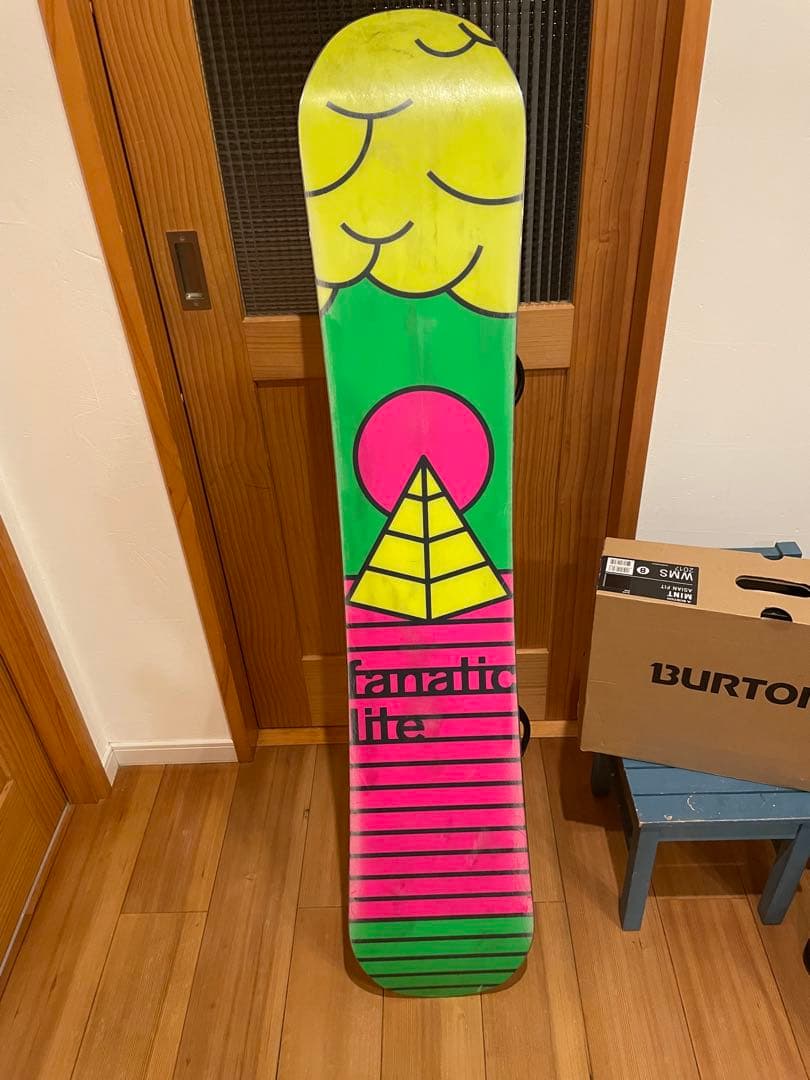 最軽量グラトリボード！　Fanatic 139cm 新品バイン　ブーツセット