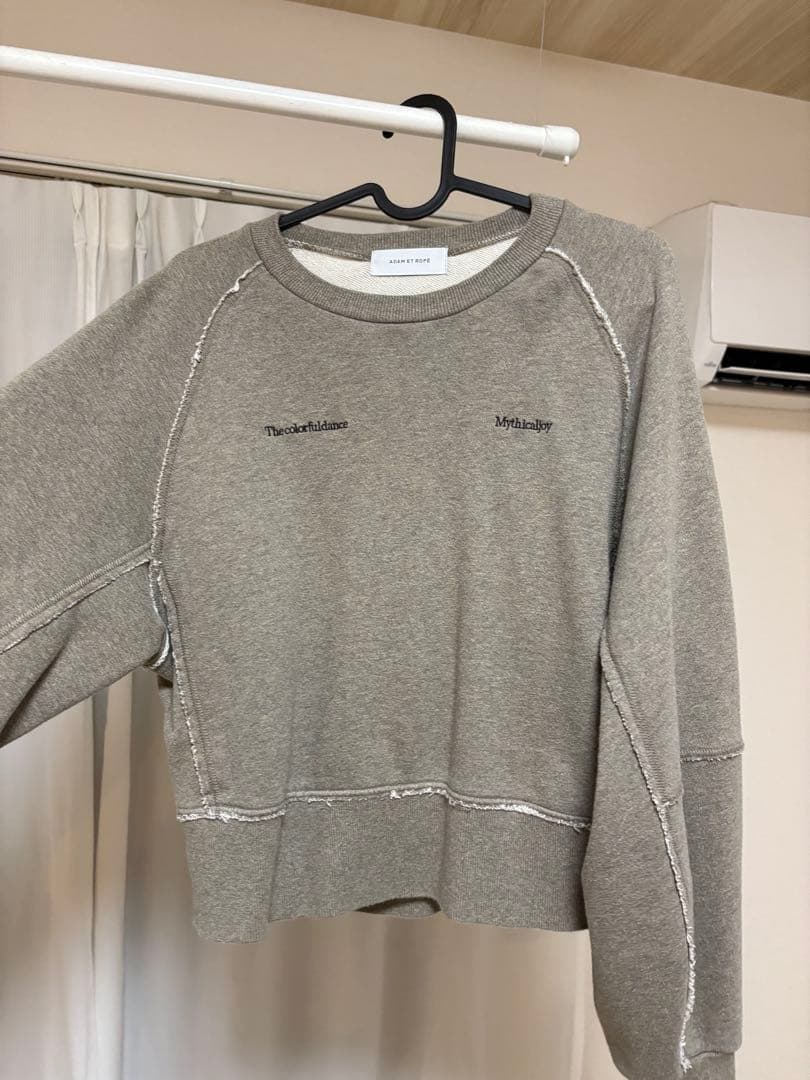 ADAME ET ROPE' スリットリブスウェット