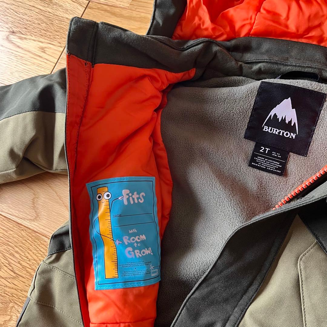 美品BURTON バートン　キッズ　スキー　スノーボードウェア ワンピース　2T