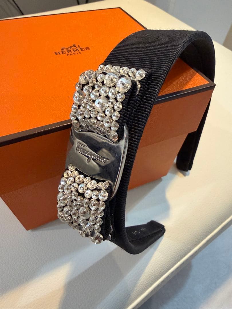 Salvatore Ferragamo ヴァラ　リボン　カチューシャ