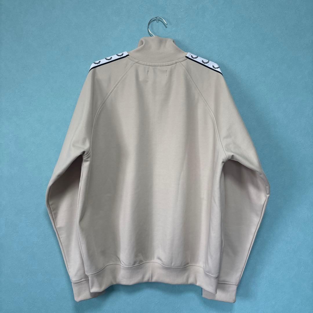 FRED PERRYトラックジャケット ベージュ