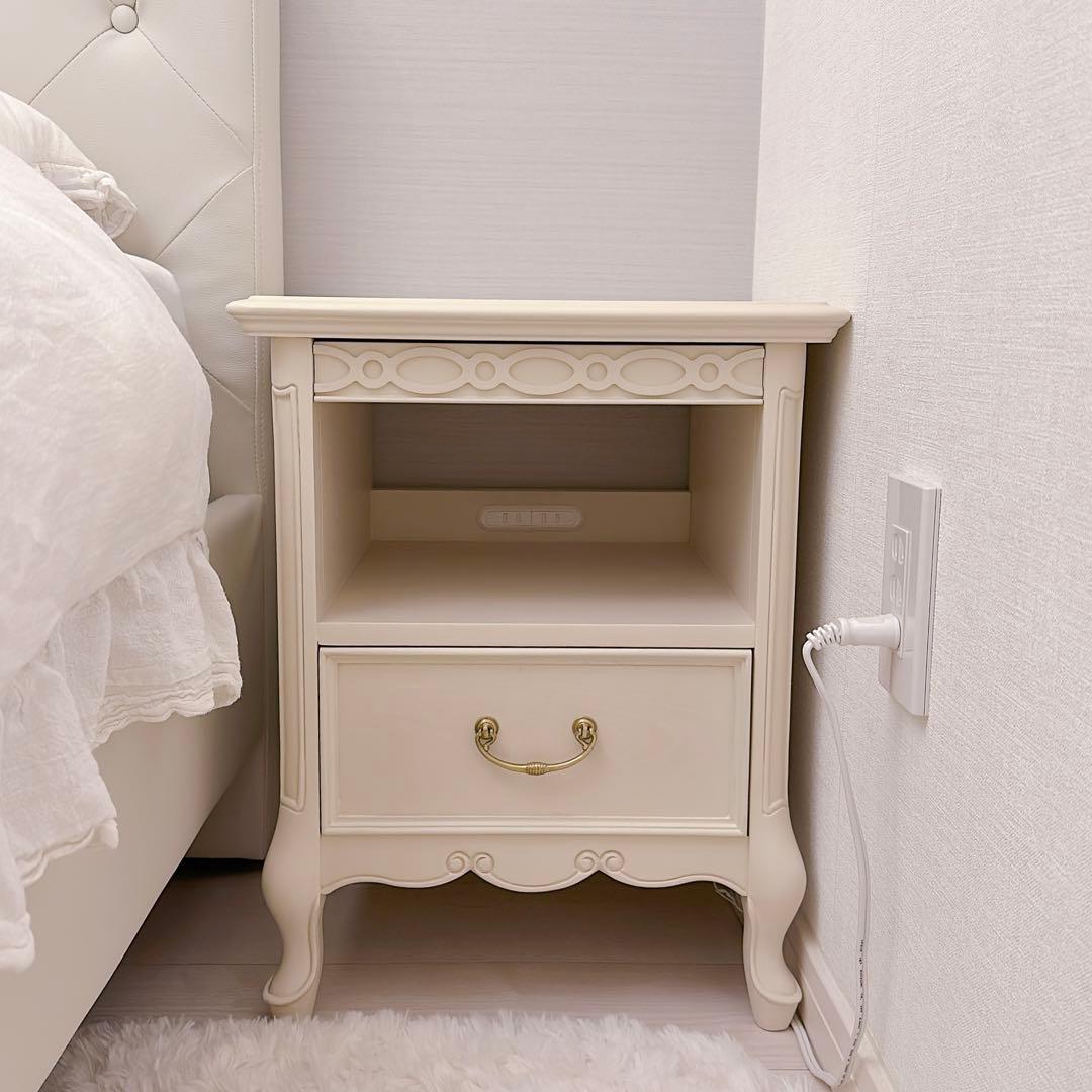 【リリー】ロマプリ ジャルダンサイドチェスト ホワイト