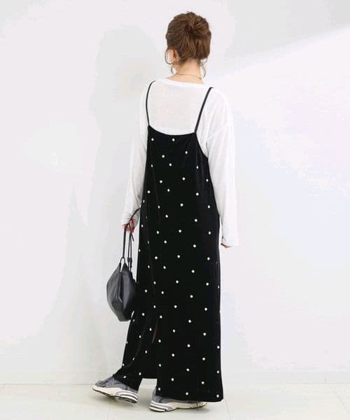 B.C STOCK【WEB限定】手洗い可 / ベロアフラワー刺繍ワンピース