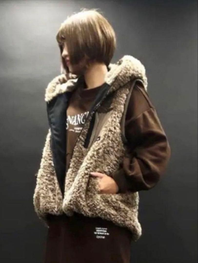 最終値下げ★新品★アヤン ayane★プードルベスト★38