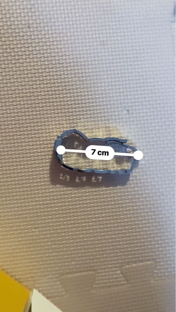 FENDI ロゴ入りスクエア型ピンク 腕時計 シルバー