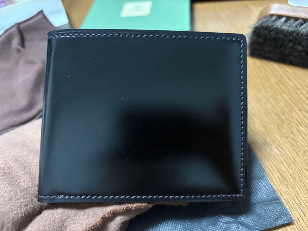 キプリス オイルシェル コードバン × ルーガショルダー 二つ折り 財布