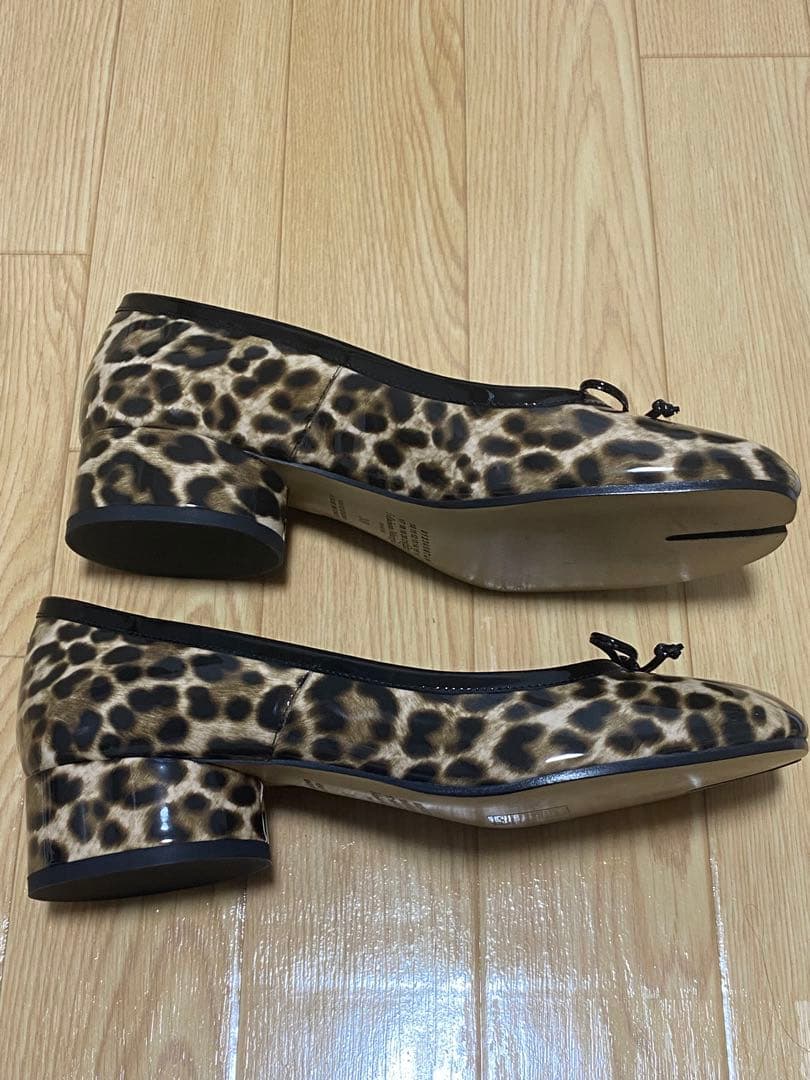 メゾンマルジェラTABI 20AWパテントレザーパンプス38レディースレオパード