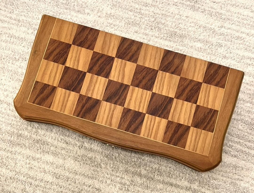 ドイツ製 手作り 木製 折畳み ドイツのアンティーク店で購入♪ チェス盤　 美品