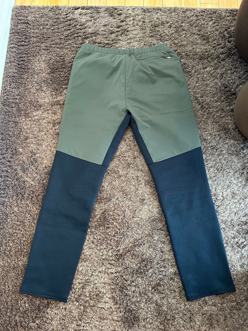 値下　デサント　アウトドア用　オリーブグリーン上下セット　 Oサイズ