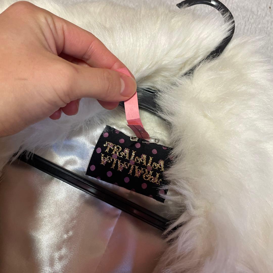 トゥララ　リズリサ　ファー付きキラキララメコート