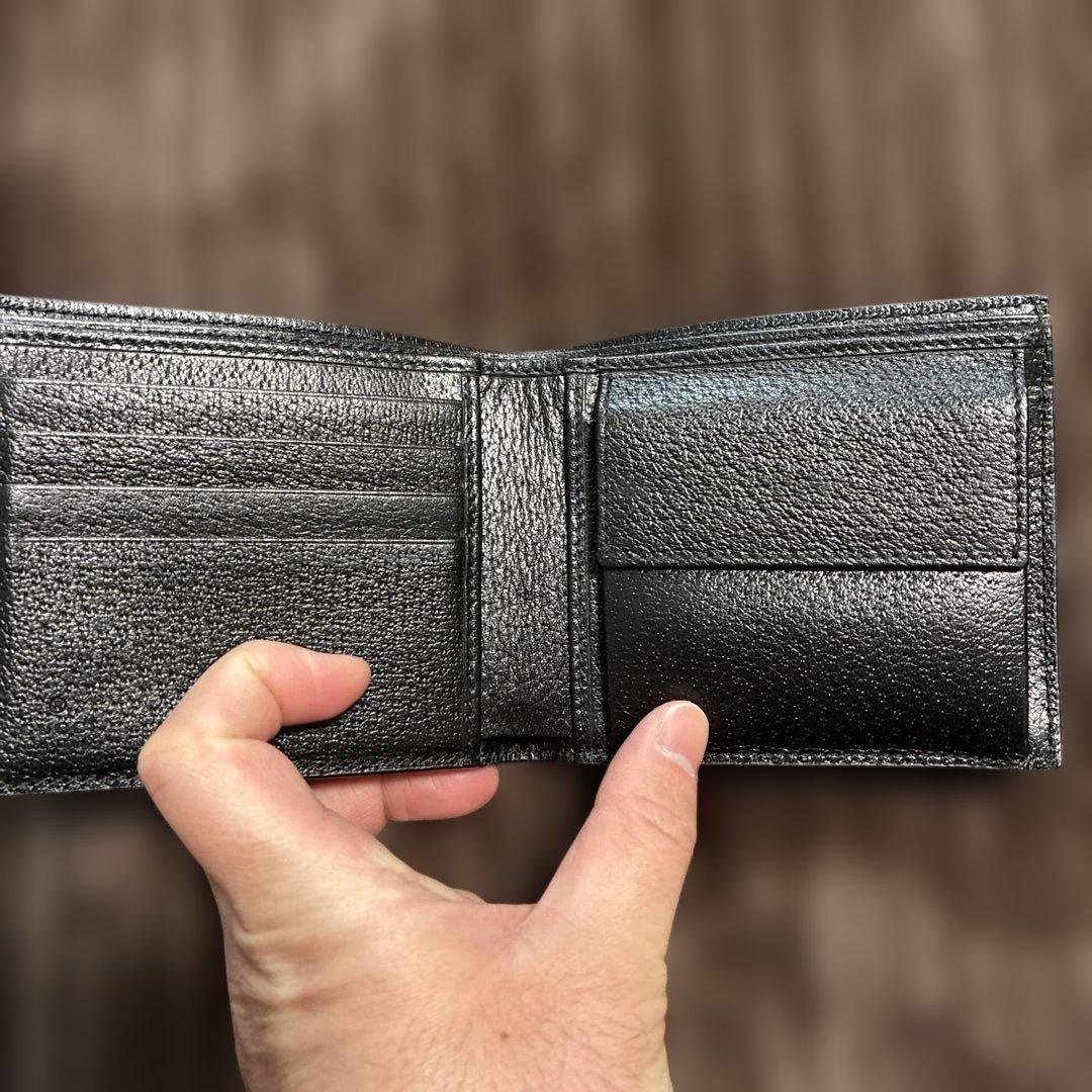 GUCCI 二つ折り財布　最終値下げ