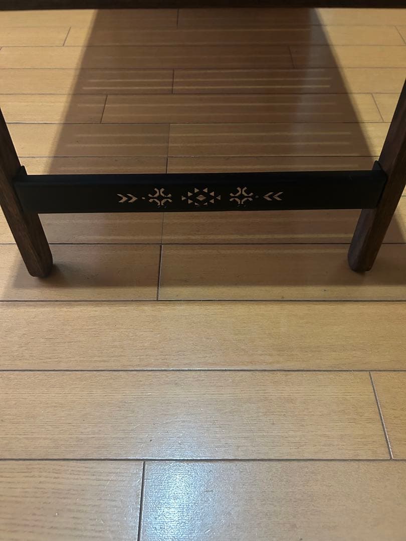 キミキャンプ　ゼブラテーブル