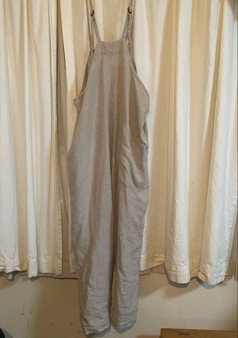 ネストローブ　ブラックリネンドロストサロペット