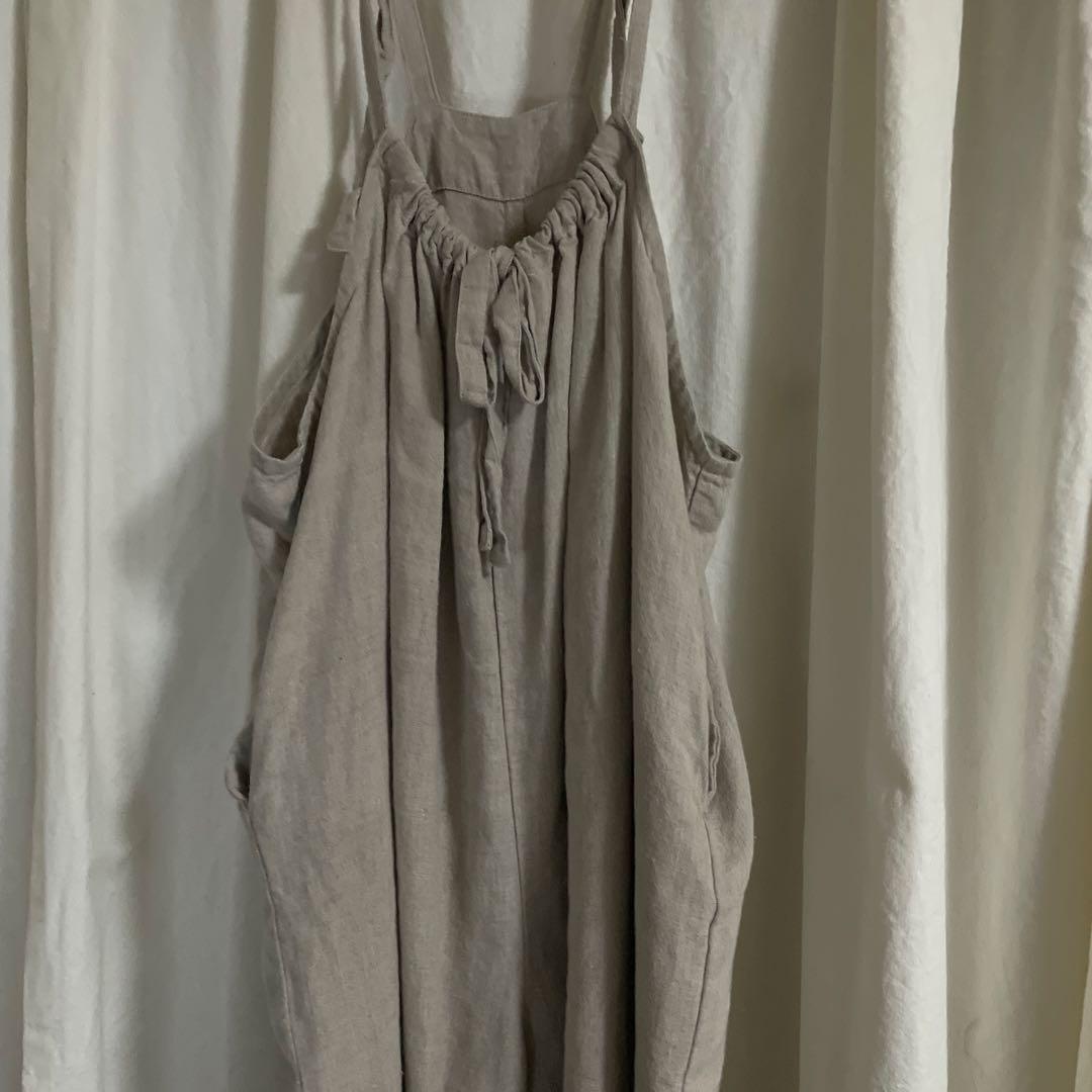 ネストローブ　ブラックリネンドロストサロペット