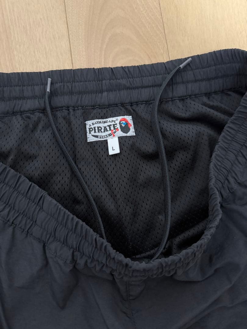 A BATHING APE ナイロンパンツ