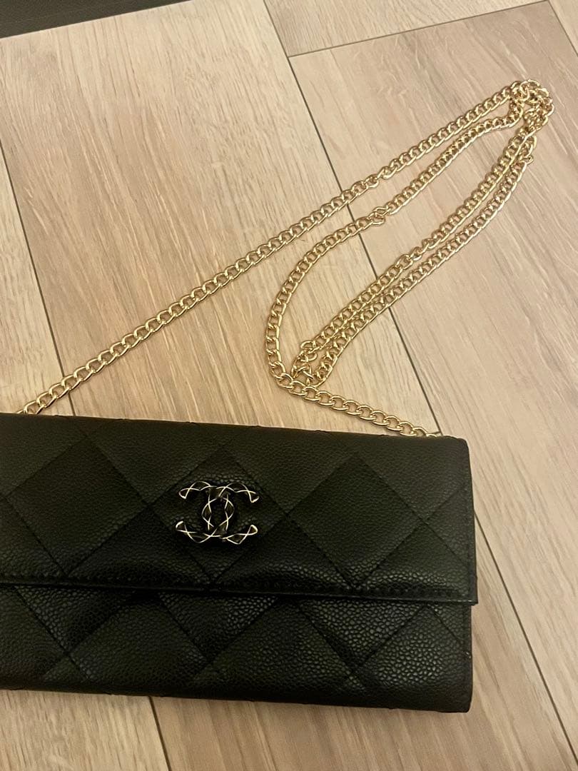 【新作・箱付き】CHANELノベルティ⭐︎チェーンウォレット