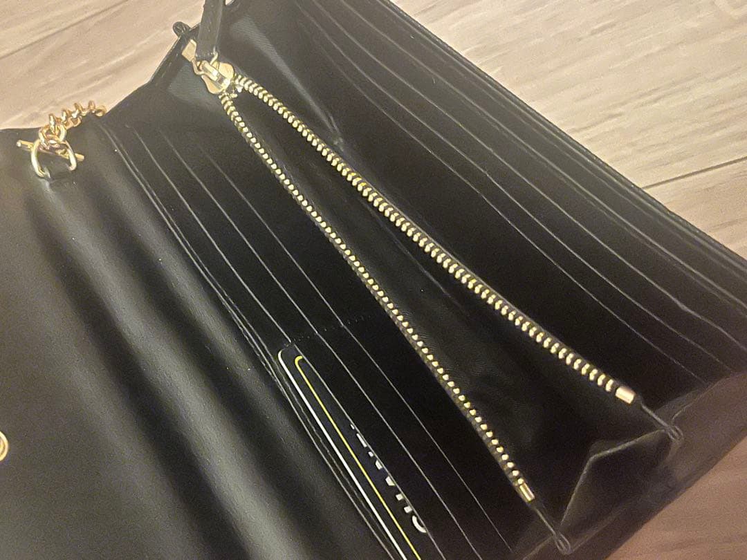 【新作・箱付き】CHANELノベルティ⭐︎チェーンウォレット