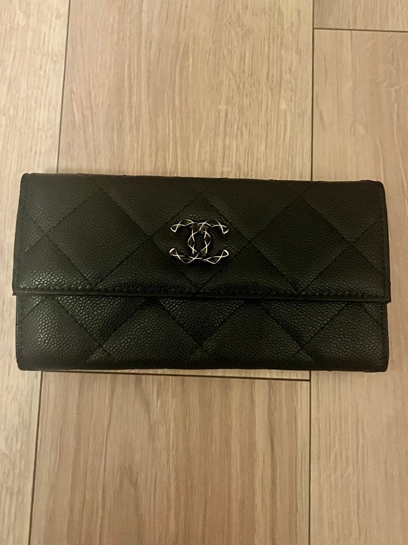 【新作・箱付き】CHANELノベルティ⭐︎チェーンウォレット
