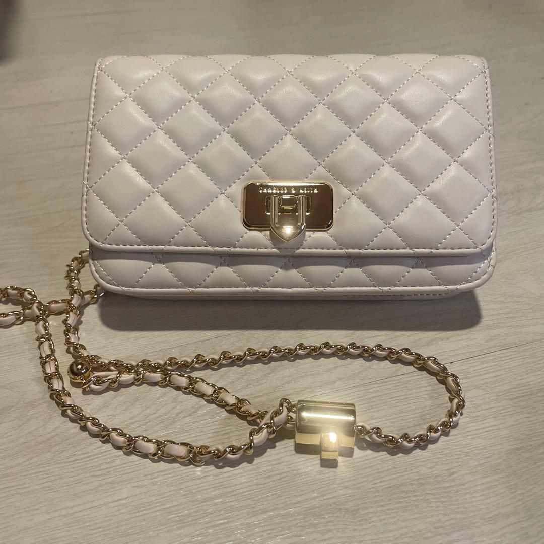 Cressida クレシダ キルトプッシュロッククラッチ - クリーム