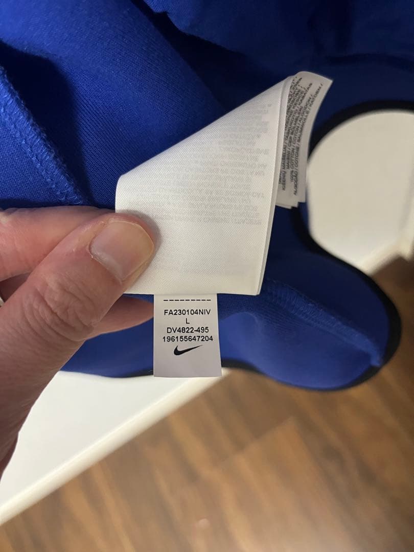 チェルシー　NIKEテックフリース