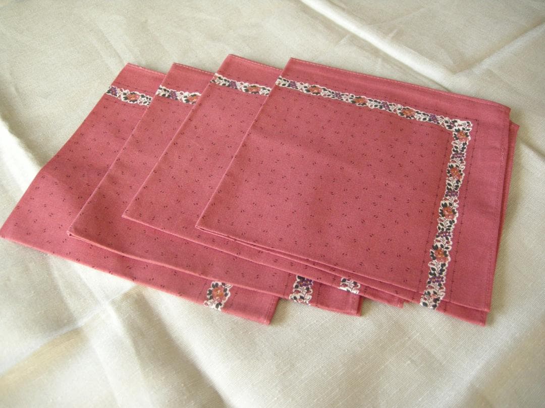 ソレイアード　SOULEIADO　テーブルクロス＋ナフキン4枚