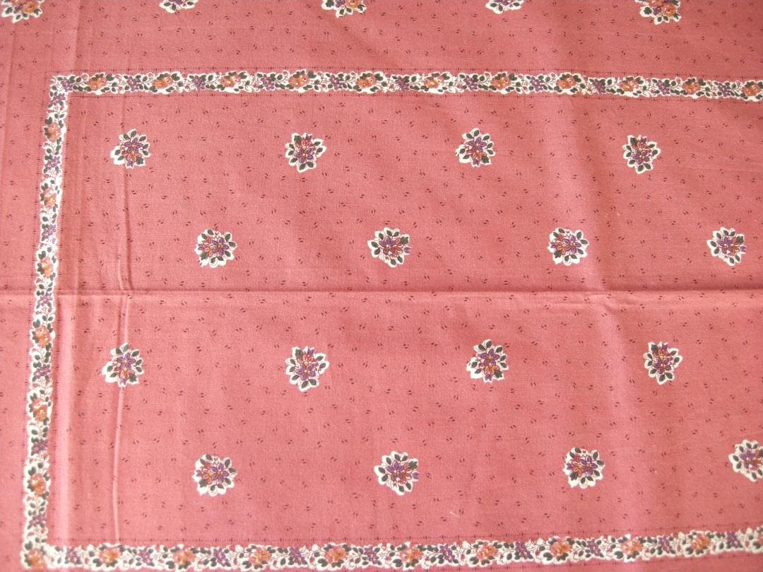 ソレイアード　SOULEIADO　テーブルクロス＋ナフキン4枚