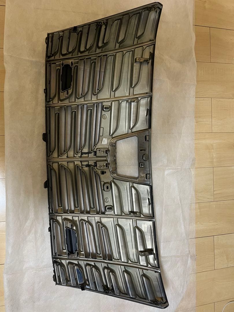 アルファード30 前期　フロントグリル ライトスモーク