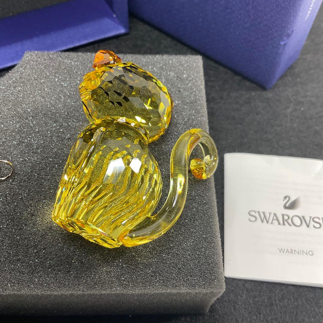 スワロフスキー　トラ