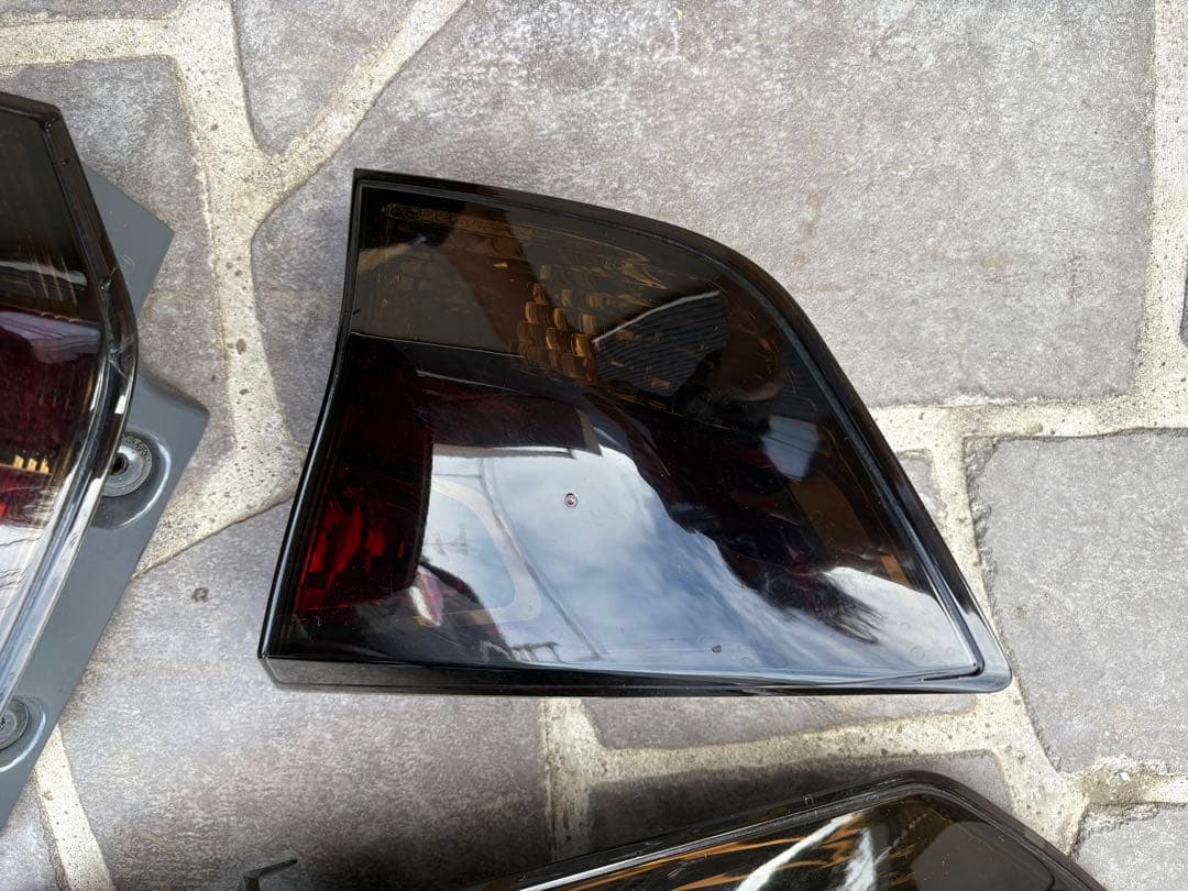 エクストレイルt32 スモークブラック テール