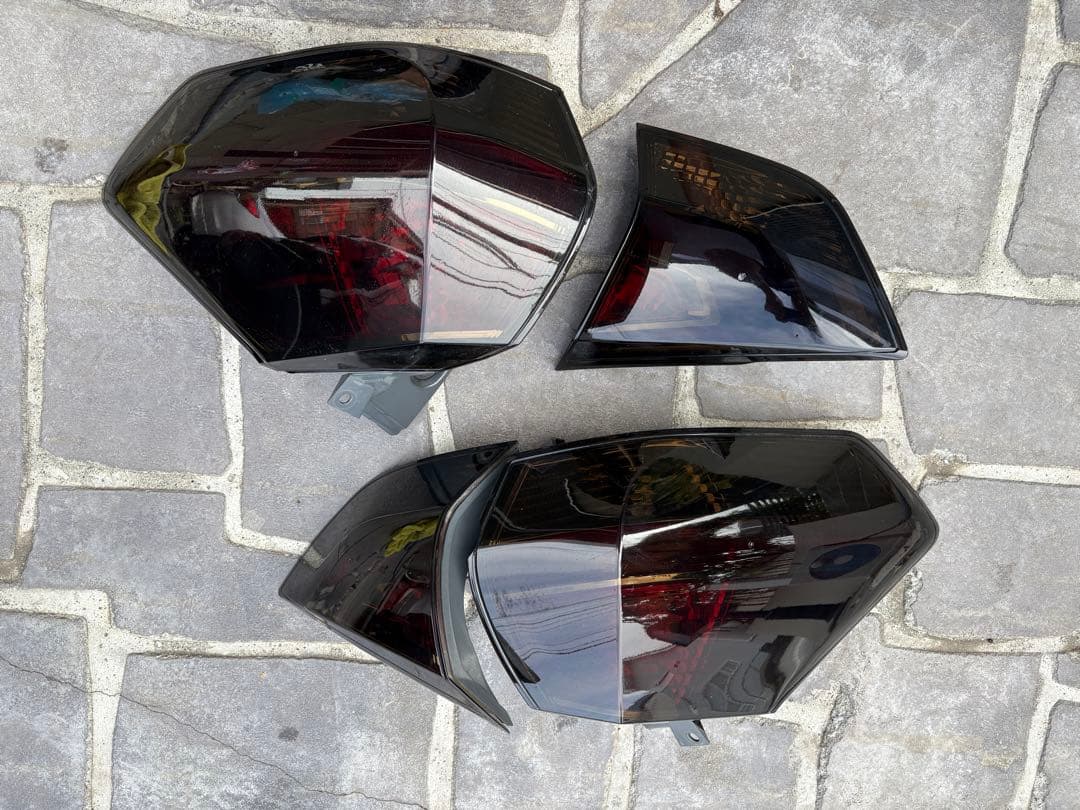 エクストレイルt32 スモークブラック テール