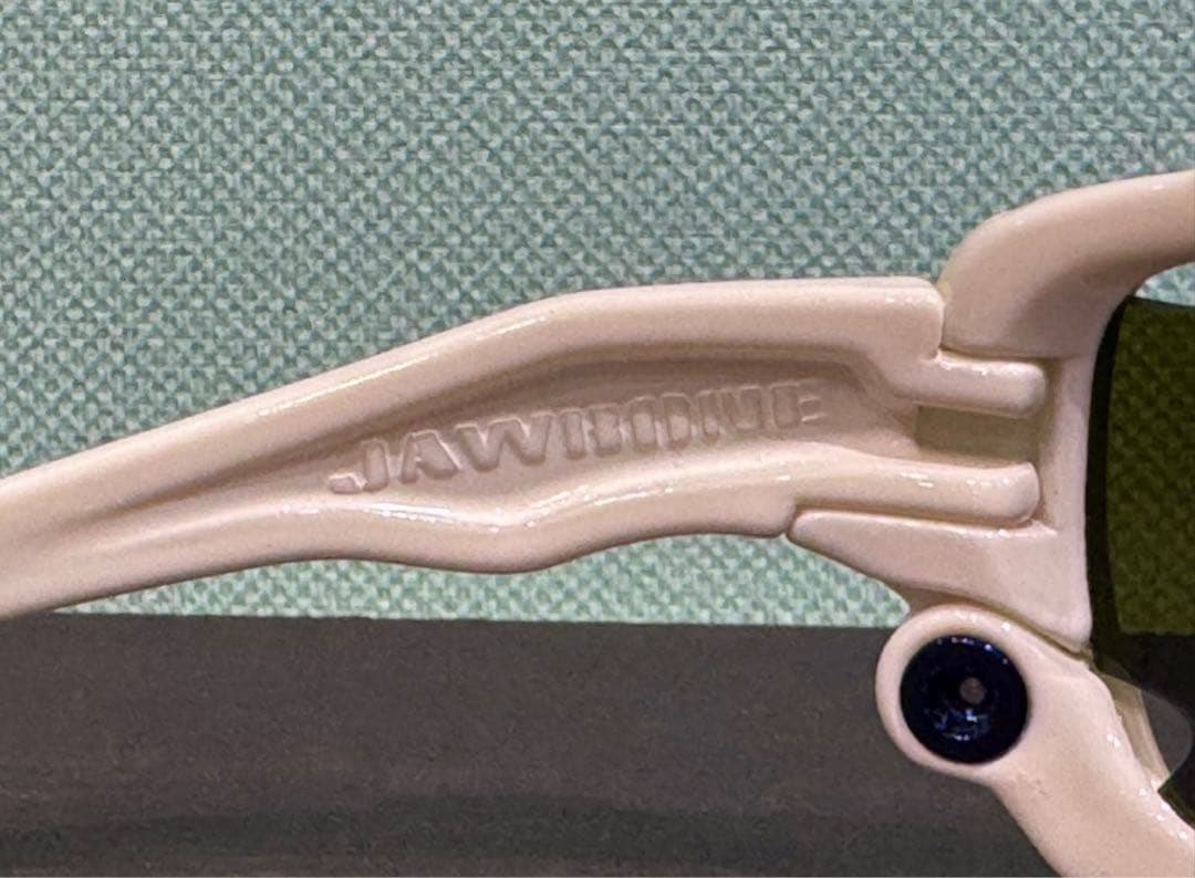 OAKLY JAWBONE オークリー ジョーボーン ＆ケース 最安値