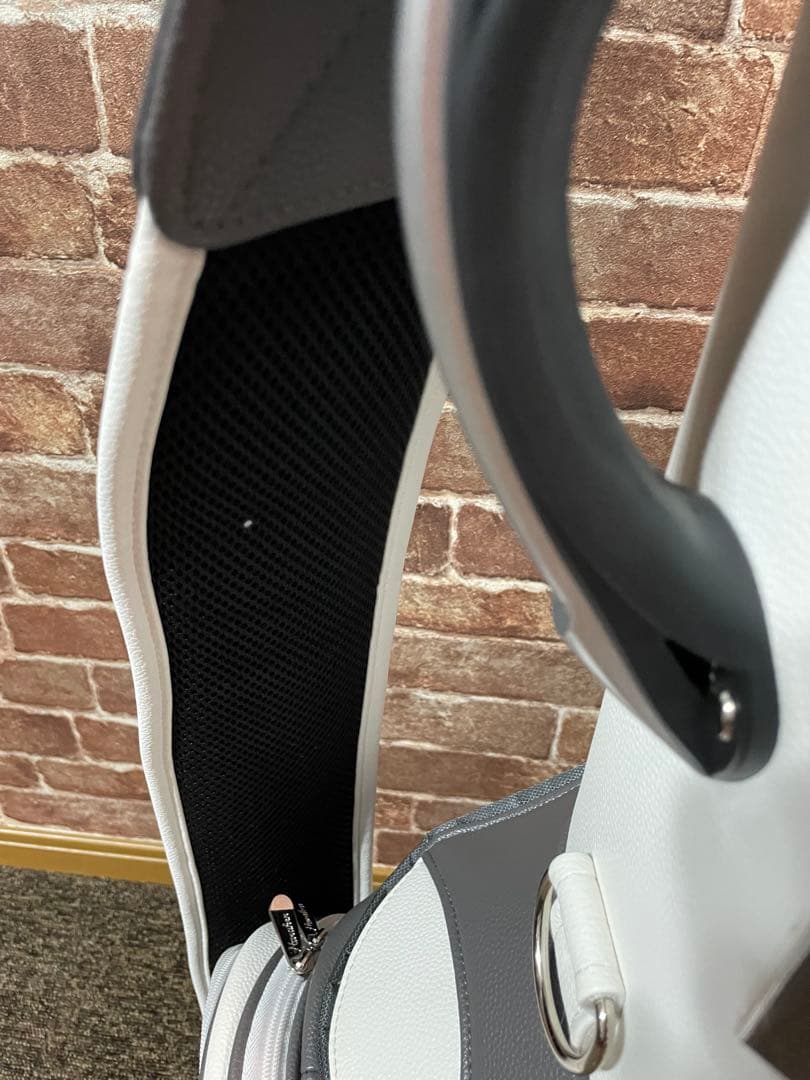 売切価格！ 新品/未使用品）DOCUS ドゥーカス キャディバッグ DCC766