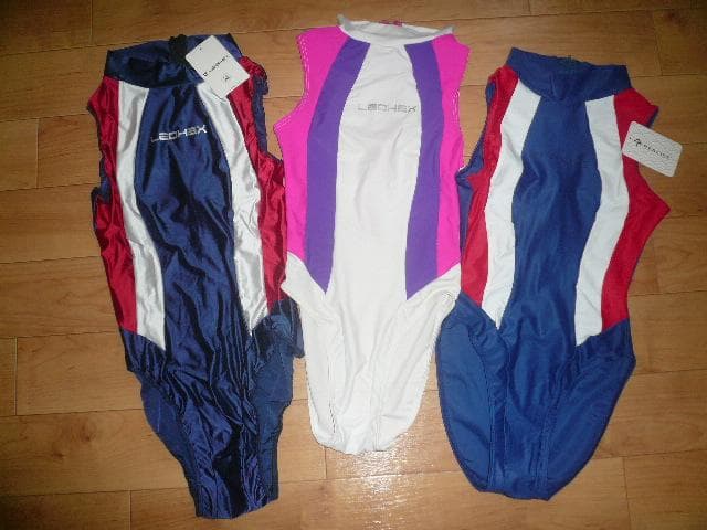 KKKKK！リアライズ ノースリーブレオタード水着