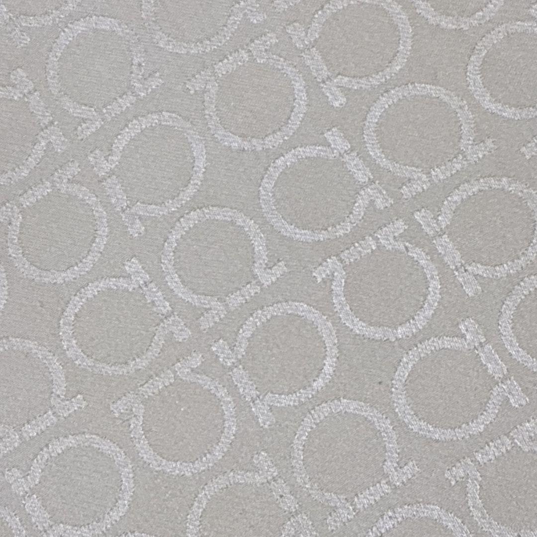 美品✨サルヴァトーレフェラガモ 大判ストール ショール 総柄 ガンチーニ 人気柄