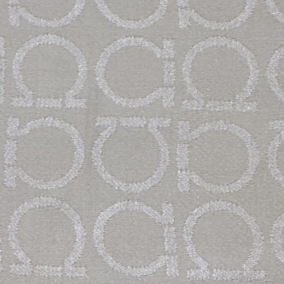 美品✨サルヴァトーレフェラガモ 大判ストール ショール 総柄 ガンチーニ 人気柄