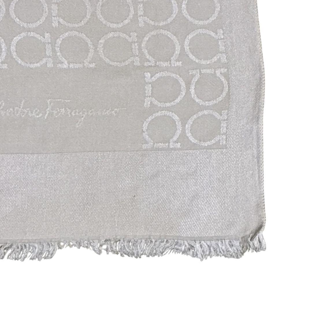 美品✨サルヴァトーレフェラガモ 大判ストール ショール 総柄 ガンチーニ 人気柄