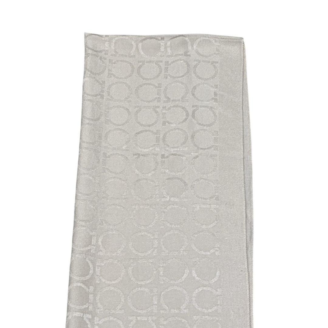 美品✨サルヴァトーレフェラガモ 大判ストール ショール 総柄 ガンチーニ 人気柄