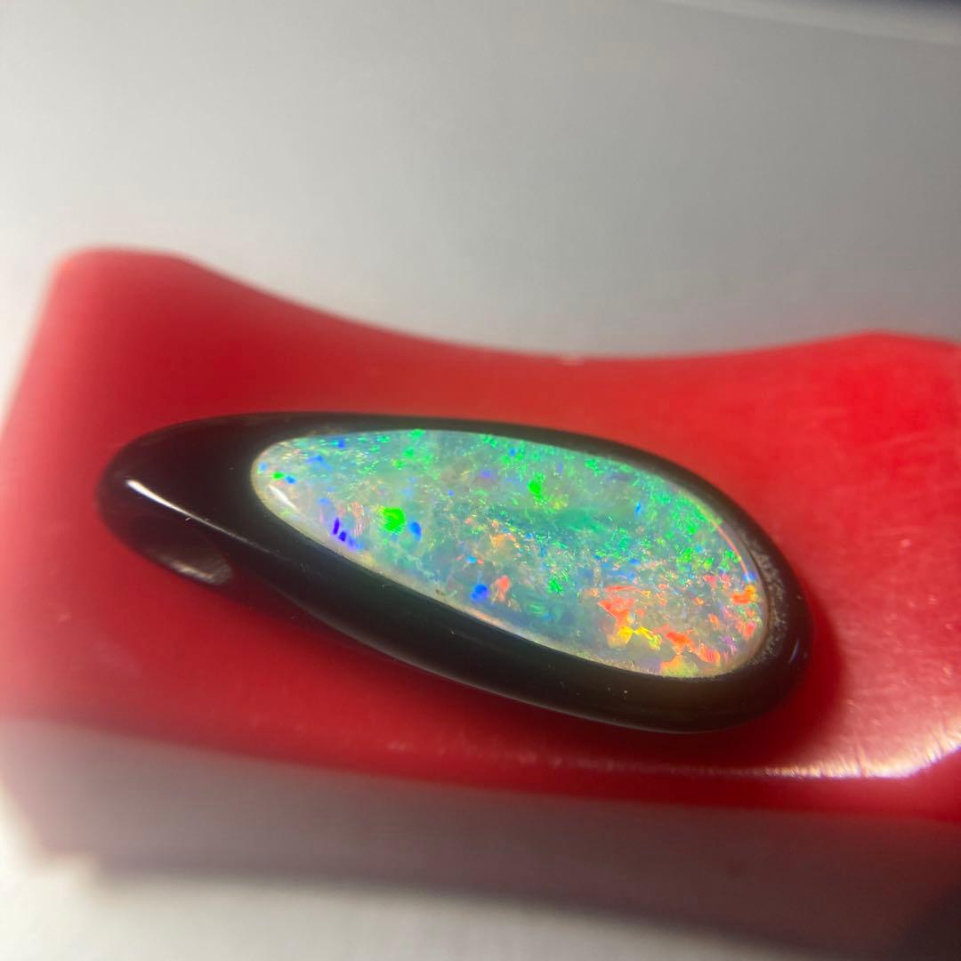 ♪(๑ᴖ◡ᴖ๑)♪めちゃくちゃ綺麗なオパールのペンダントトップ