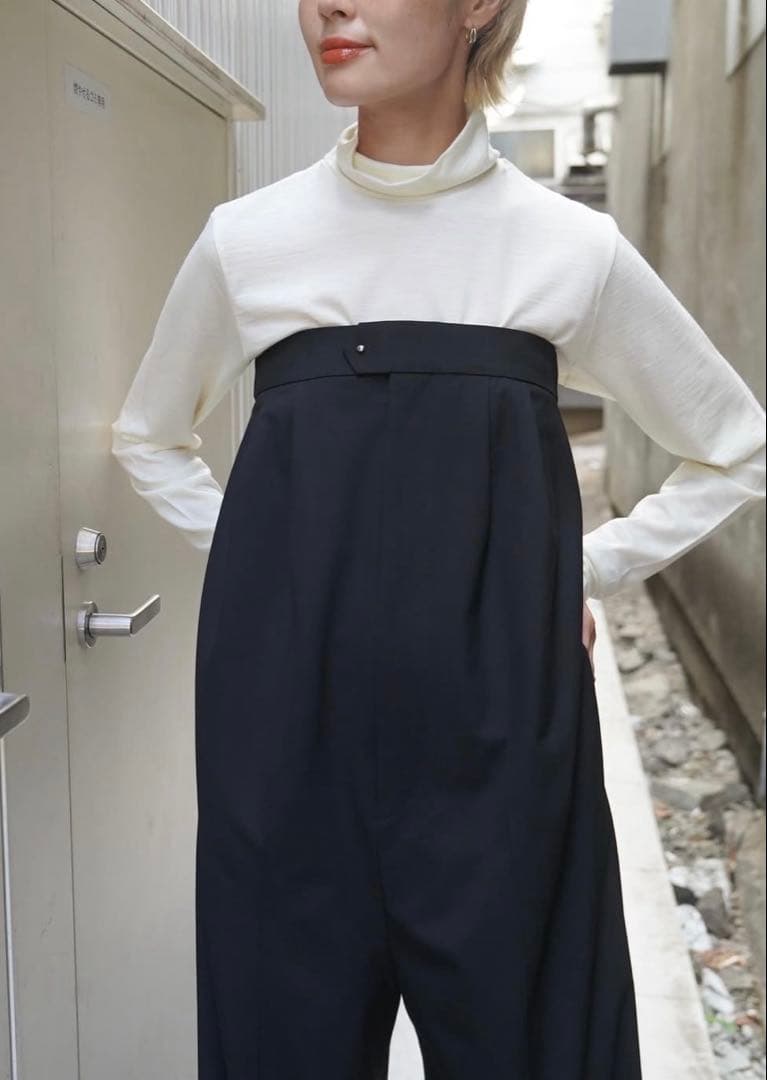 HYKE ハイク トップレスジャンプスーツ ブラック オールインワン