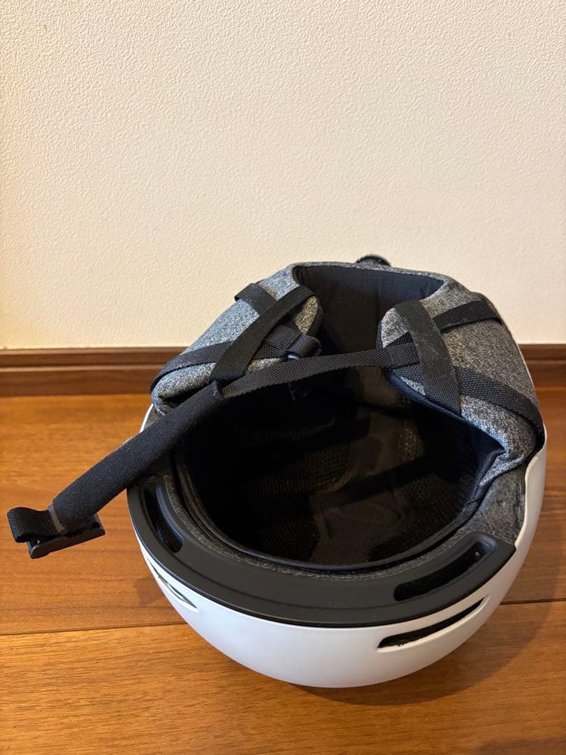 Oakley MOD1 ホワイト ヘルメット Mサイズ